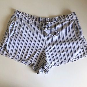 Brandy Melville shorts!!
